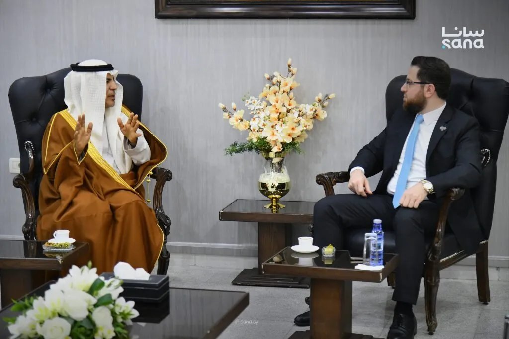 السكاف والسفير السعودي يبحثان في دمشق تعزيز التعاون وتطوير الإدارة العامة