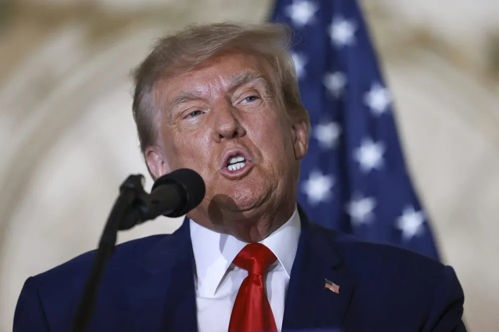 ترامب يعلن عن خطط لوقف الهجرة الدائمة من دول العالم الثالث إلى الولايات المتحدة