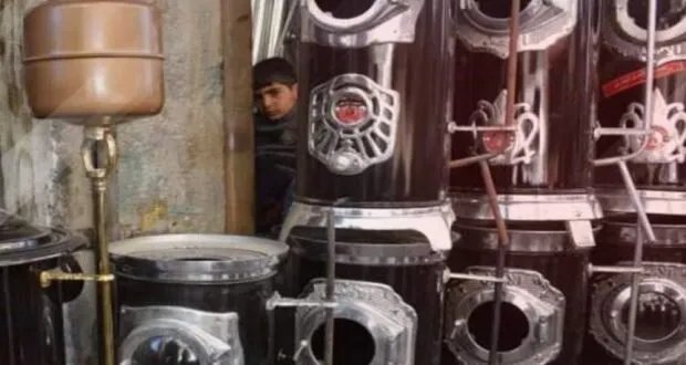 مع أول موجة برد: ارتفاع أسعار التدفئة يثقل كاهل سكان أرياف حماة