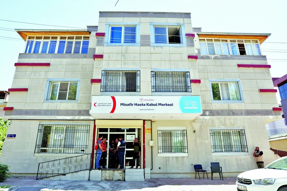 تغييرات في الرعاية الصحية للأجانب في تركيا: توقف العلاج المجاني للسوريين وبدء نظام جديد عام 2026