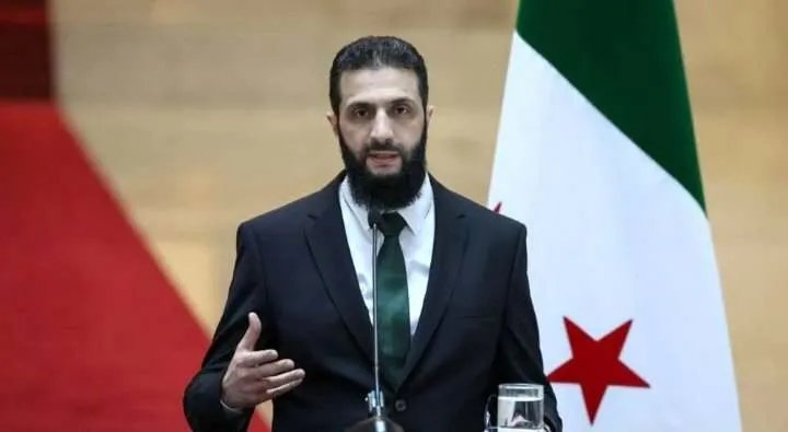 الرئيس الشرع يحذر من تداعيات الفوضى في سوريا ويكشف موقفه من الشروط الأمريكية