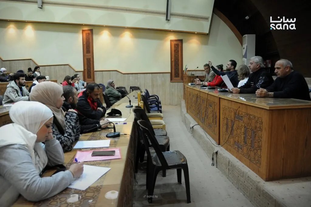 اتحاد المبارزة يختتم دورة تدريبية وتحكيمية للمستجدين بعد توقف دام سبع سنوات