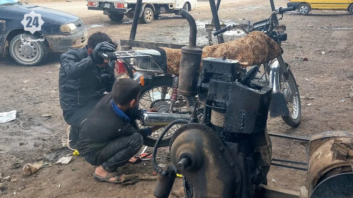 الرقة تحت وطأة ضجيج المولدات: معاناة مستمرة في ظل غياب حلول جذرية لأزمة الكهرباء