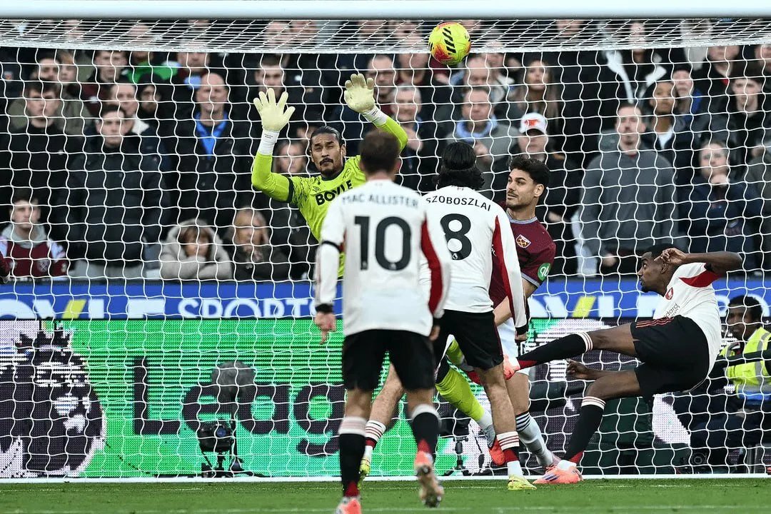 ليفربول ينتصر على وست هام بثنائية في الدوري الإنجليزي الممتاز