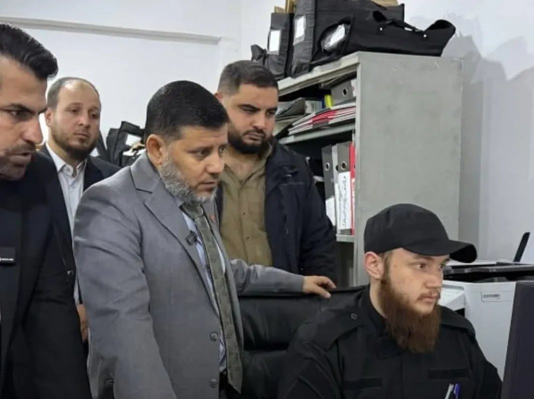 العدل السورية تطلق مبادرة لدعم السجناء بافتتاح مكتب قانوني في سجن عدرا