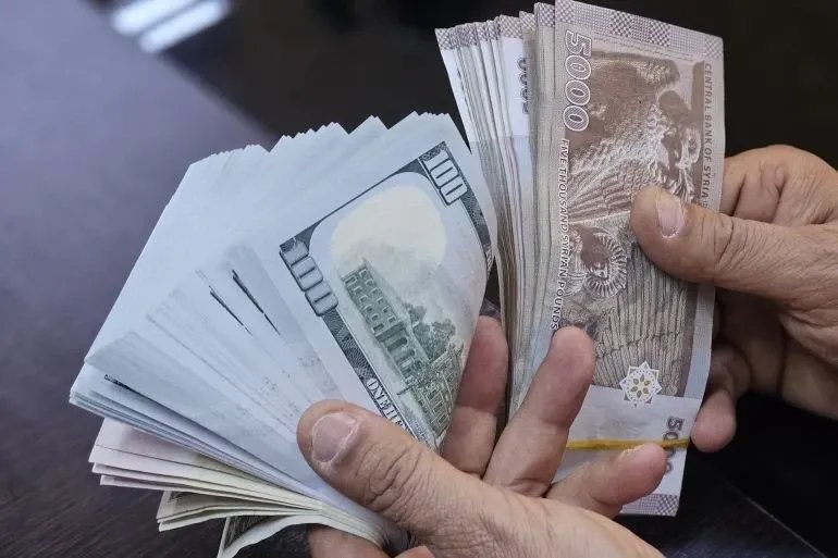 تذبذب مستمر: أسعار صرف الليرة السورية مقابل العملات الأجنبية في افتتاح تعاملات اليوم