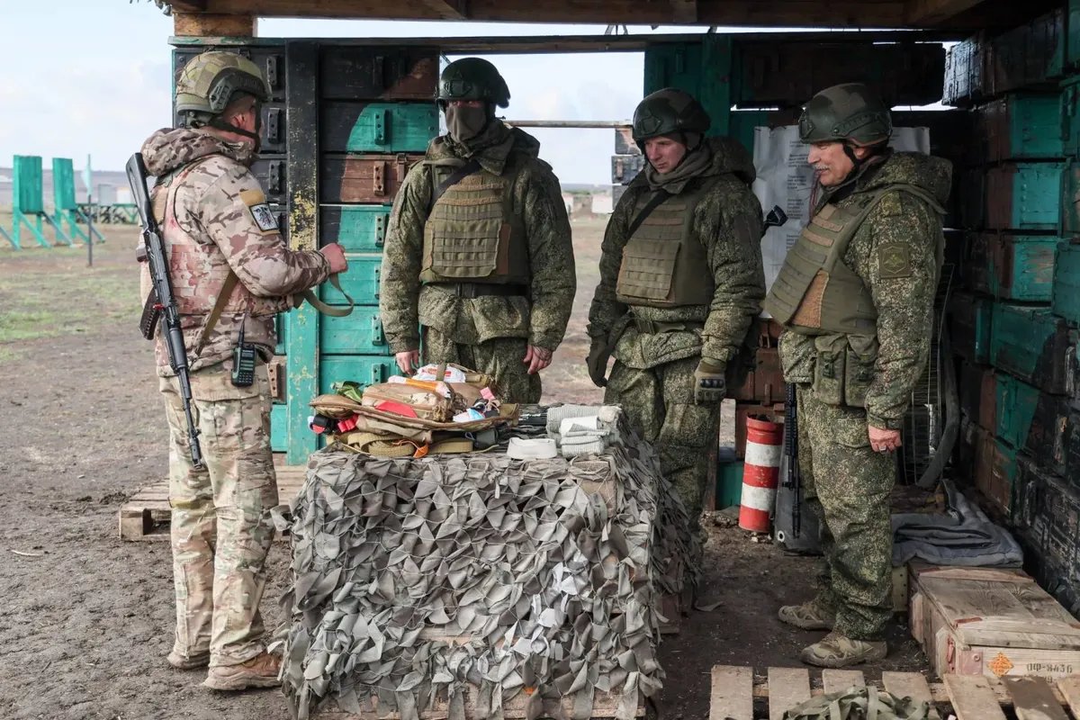 تفاصيل صادمة: أردني يروي كيف انتهت رحلة عمل والده إلى موسكو بالقتال والموت في أوكرانيا