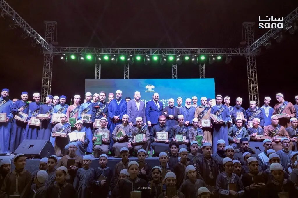 دمشق تكرم 250 حافظاً للقرآن الكريم من حي القابون: تقدير وتشجيع