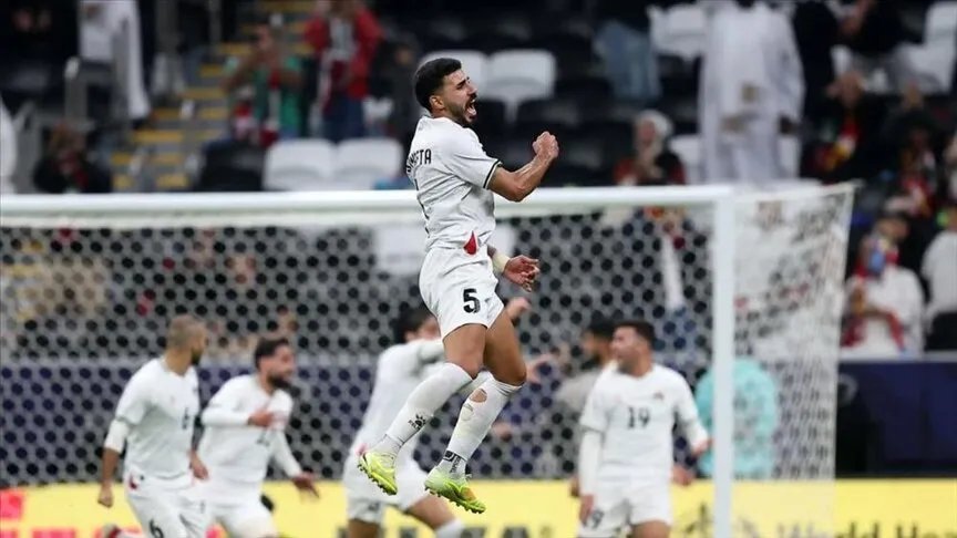 في كأس العرب: فلسطين تحقق فوزاً دراماتيكياً على قطر بهدف عكسي في الوقت القاتل
