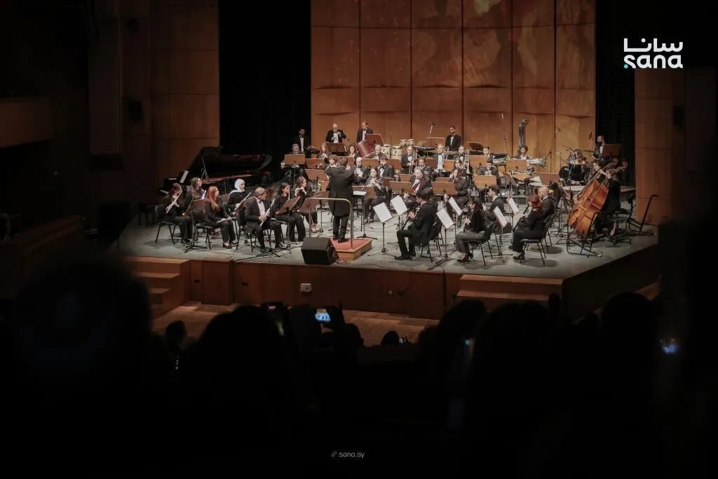 أمسية ساحرة: المايسترو إيهاب قطيش يقود أوركسترا النفخيات في دار الأوبرا بدمشق وسط تفاعل جماهيري