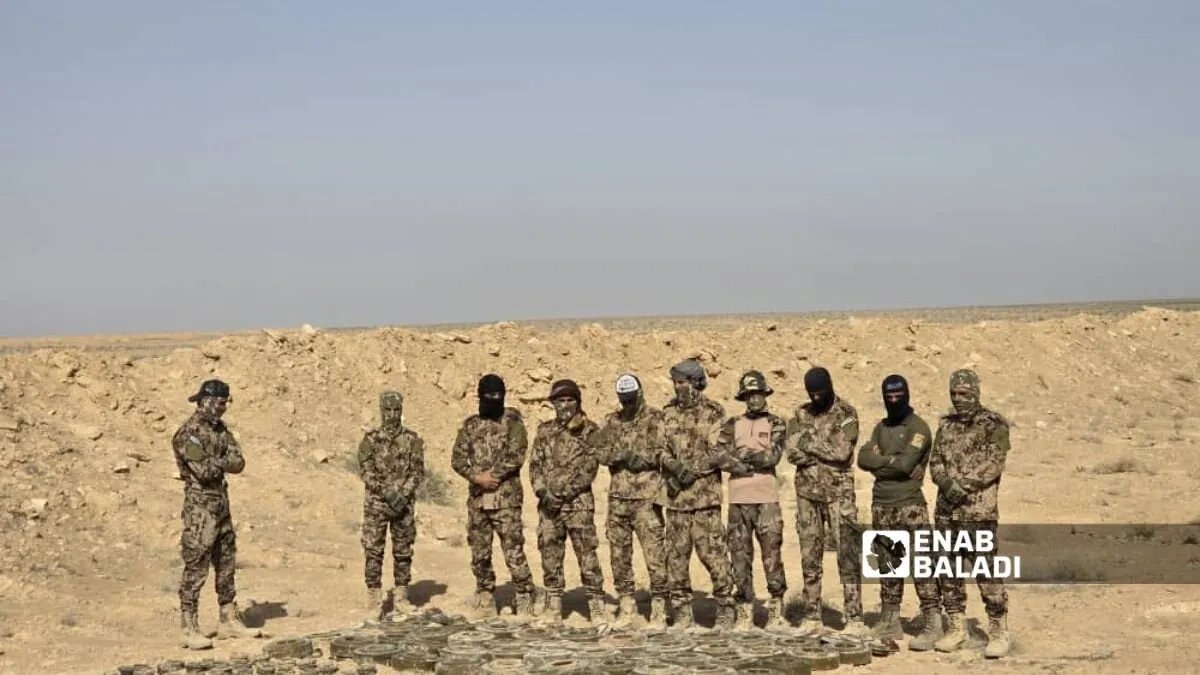 مقتل عنصريْن من وزارة الدفاع وإصابة آخرين بانفجار لغم في دير الزور