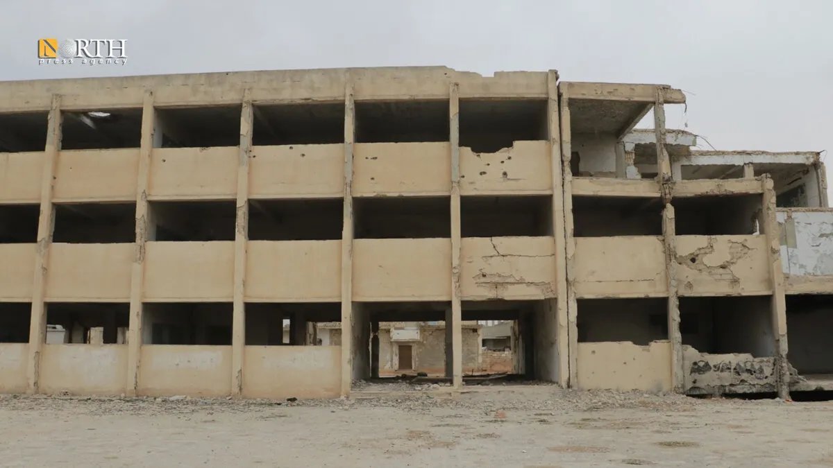 أكثر من 500 مدرسة متضررة في حماة: تحديات تواجه التعليم وجهود الترميم مستمرة