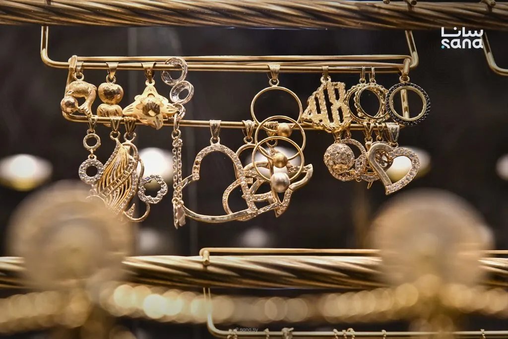 تراجع حاد في أسعار الذهب في السوق السورية المحلية