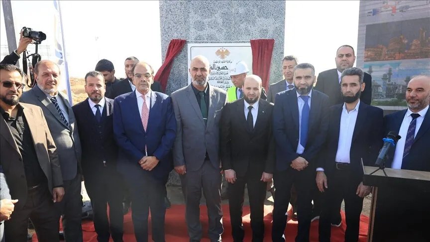 في خطوة هي الأضخم منذ سنوات: تدشين محطة توليد كهرباء ضخمة في دير الزور