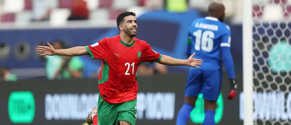 المغرب تتألق بثلاثية في مرمى جزر القمر في افتتاح مشوارها بكأس العرب
