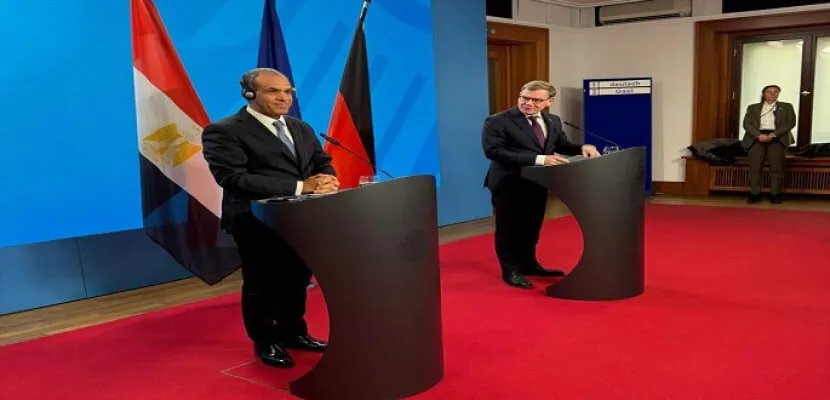 مصر تدعو لوقف فوري للانتهاكات الإسرائيلية في سوريا ولبنان وتؤكد على حل الدولتين