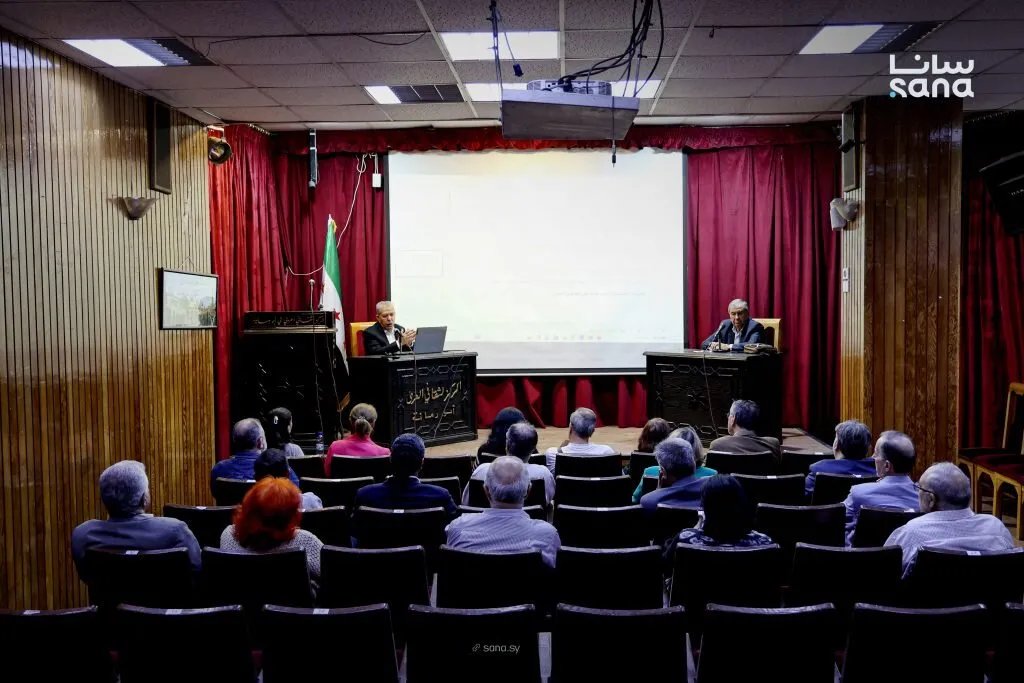 الحمامات التراثية بدمشق: تاريخ عريق ووظائف اجتماعية متعددة في محاضرة بثقافي أبو رمانة