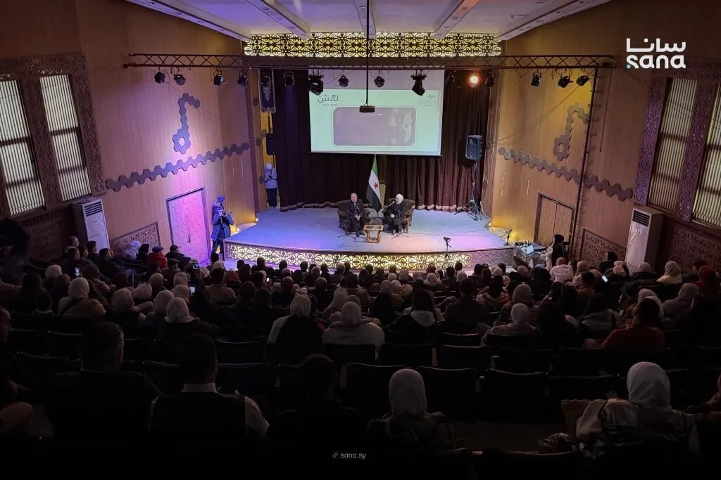 حلب تحيي الذاكرة: فعالية "لقش قصص حلبية" توثق معاناة المعتقلين في سجون النظام