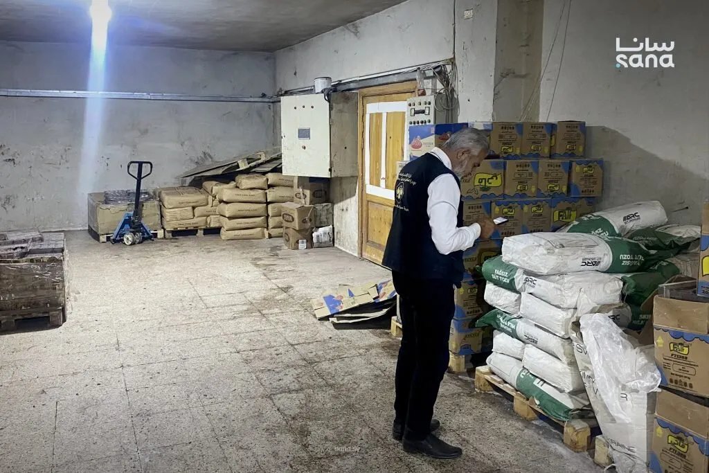 حلب: ضبط خمسة أطنان من الكاكاو منتهية الصلاحية في مستودع بريف أعزاز