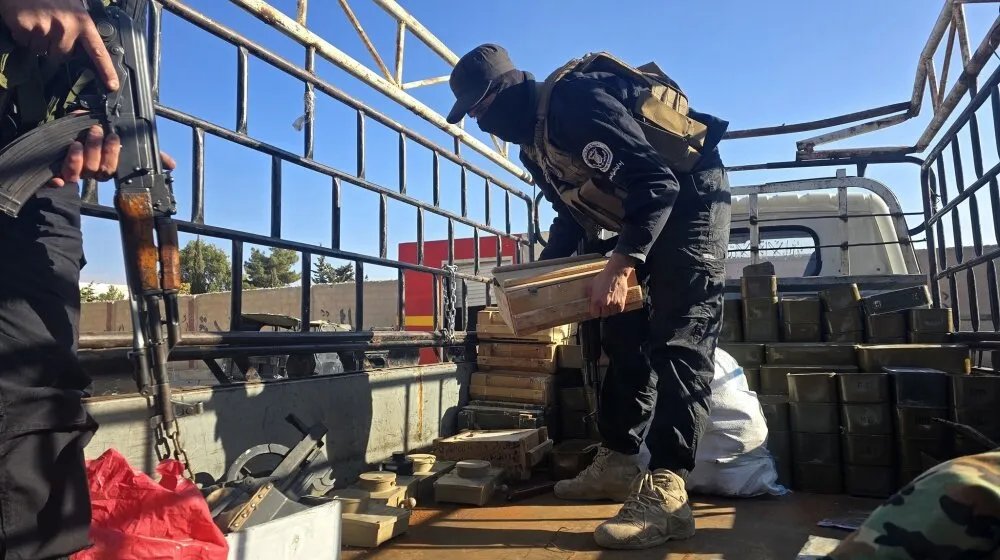 ريف دمشق: القبض على ثلاثة من عناصر داعش وضبط أسلحة ومتفجرات في عملية أمنية