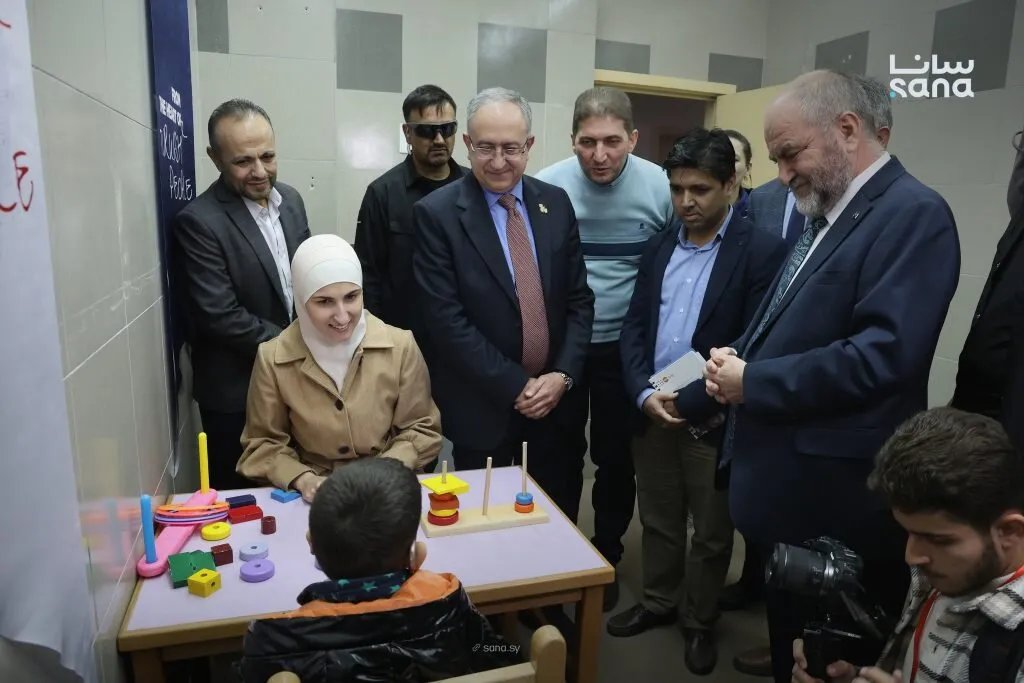 مبادرة تركية: وكالة TiKA تقدم 100 سماعة طبية لأطفال سوريين من ذوي الإعاقة السمعية