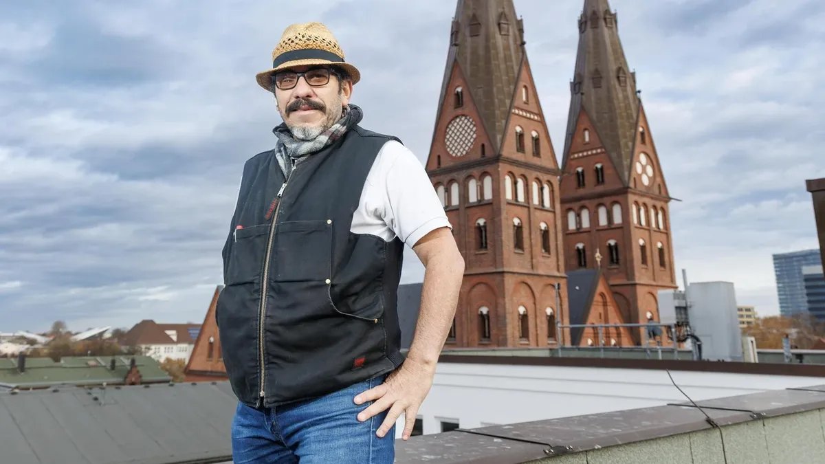 مأساة البيروقراطية الألمانية: أستاذ جامعي من نيكاراغوا يتحول إلى طالب لجوء في هامبورغ