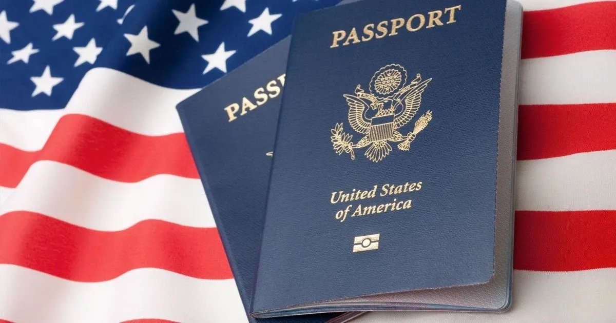 المحكمة العليا تنظر في دستورية محاولة ترمب لإنهاء حق الجنسية بالولادة: جدل متصاعد