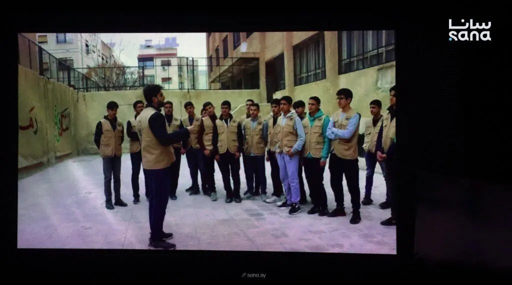 احتفال بالذكرى الأولى لتحرير سوريا بمسرحية وفيلم في مجمع دمر الثقافي