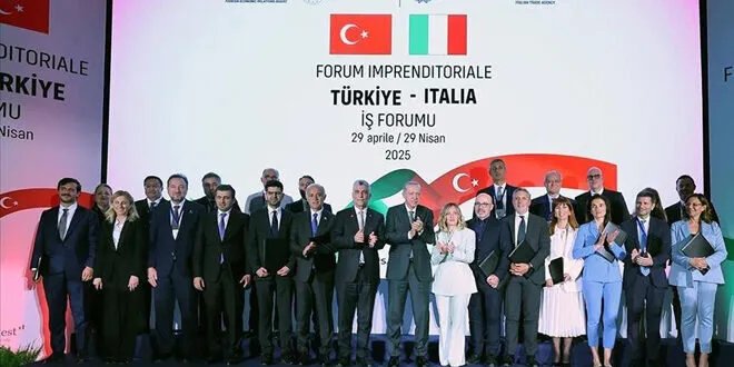 تركيا وإيطاليا تتفقان: وحدة الأراضي السورية وسيادتها خط أحمر