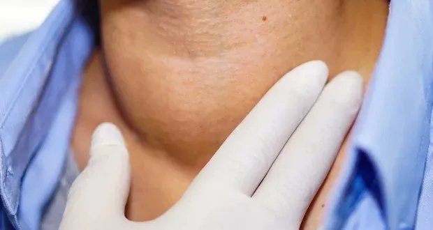 الغدة الدرقية: أعراض القصور التي تستدعي تدخلاً سريعاً وعلاجاً فورياً