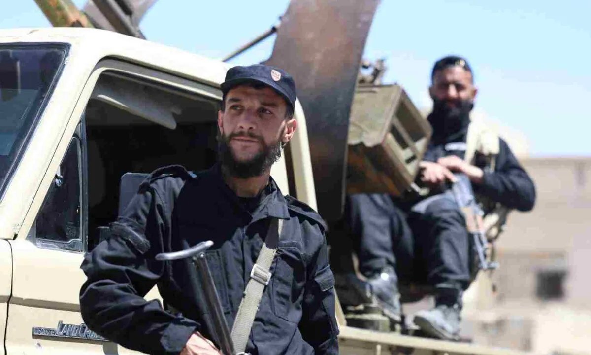 تصاعد التوتر الأمني في ريف دمشق: الحكومة تتهم "خارجين عن القانون" بالوقوف وراء أحداث جرمانا وصحنايا